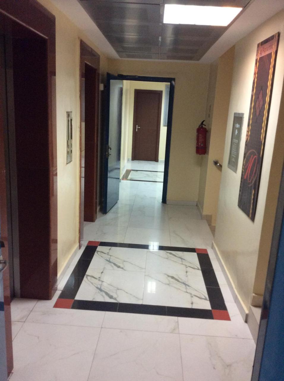 Djeug'Appart Hotel Yaoundé Exterior foto
